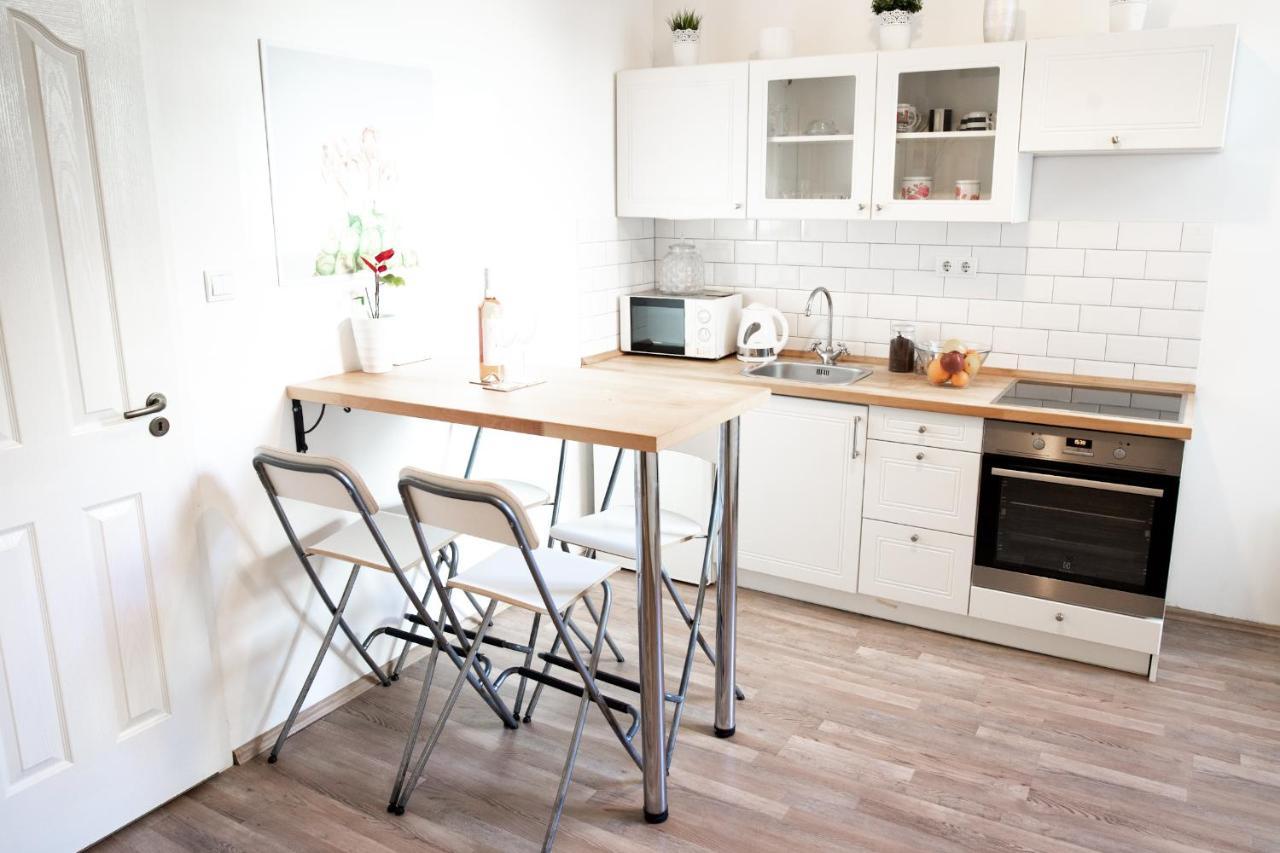 N28 Studio Apartment In Andrassy Boulevard. 布达佩斯 外观 照片